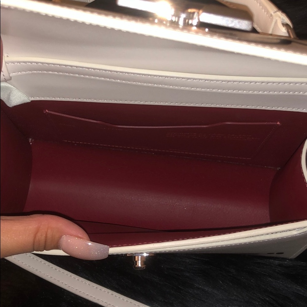 Flash sale ✨ Off-white handbag - Picture 5 of 6